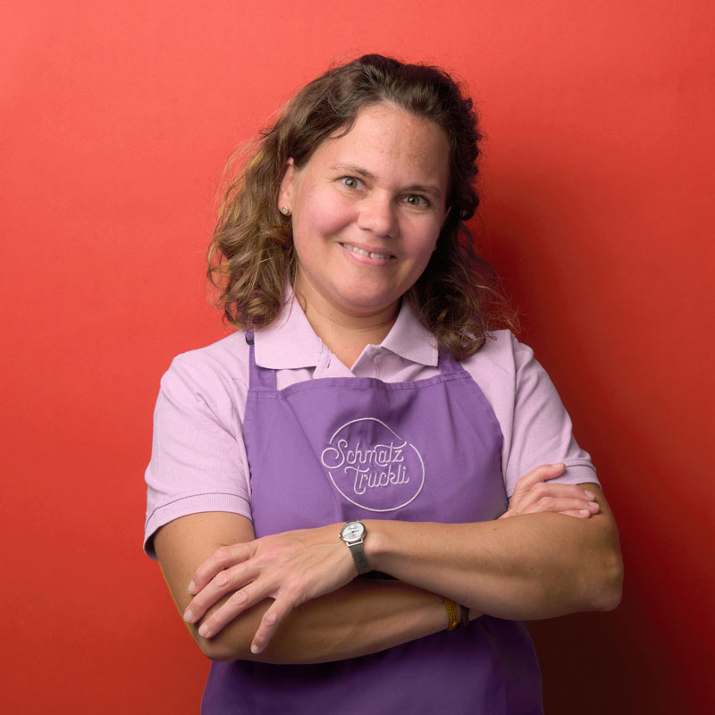 Sara Studer Portrait Schmatztruckli Bern